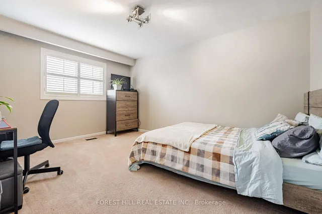Additional property image - 121 Charlton Blvd