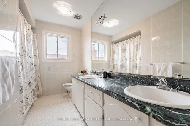 Additional property image - 121 Charlton Blvd