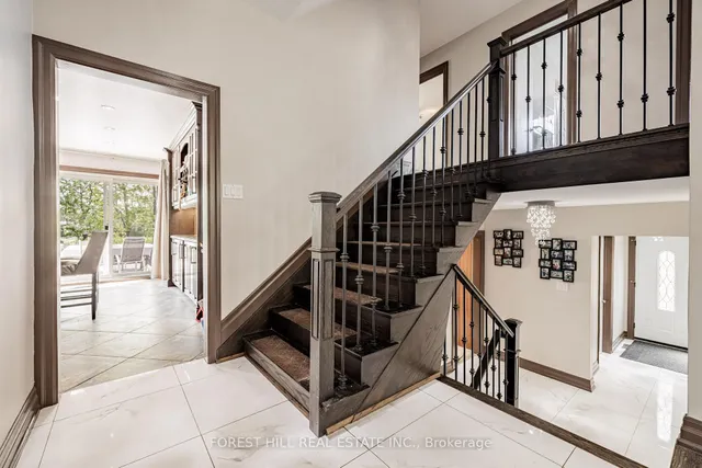 Additional property image - 121 Charlton Blvd