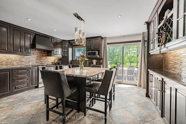 Additional property image - 121 Charlton Blvd