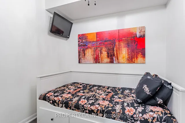 Additional property image - 35 Bastion St Unit 1604