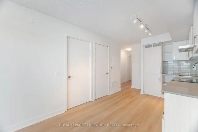 Additional property image - 125 Redpath Ave Unit 405