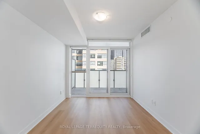 Additional property image - 125 Redpath Ave Unit 405