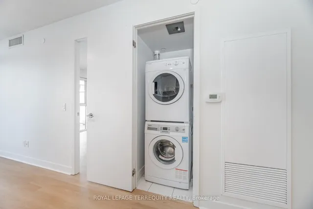 Additional property image - 125 Redpath Ave Unit 405