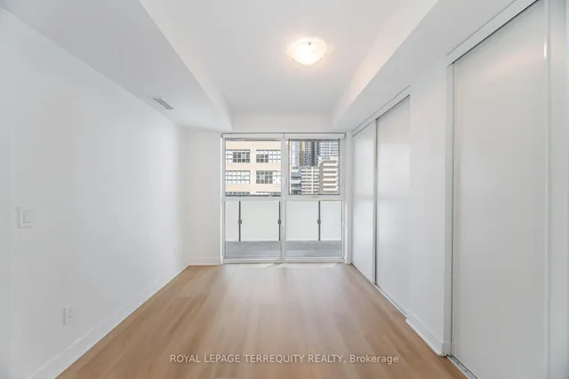 Additional property image - 125 Redpath Ave Unit 405