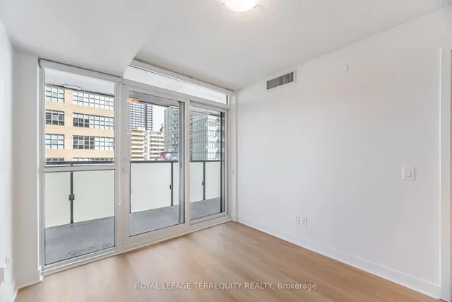 Additional property image - 125 Redpath Ave Unit 405