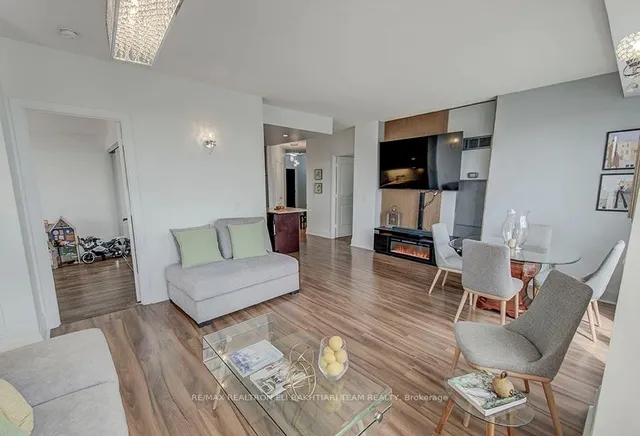 Additional property image - 100 Harrison Garden Blvd Unit 612