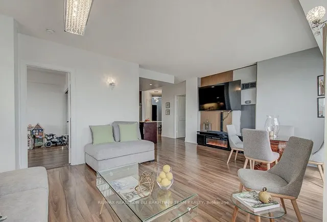 Additional property image - 100 Harrison Garden Blvd Unit 612