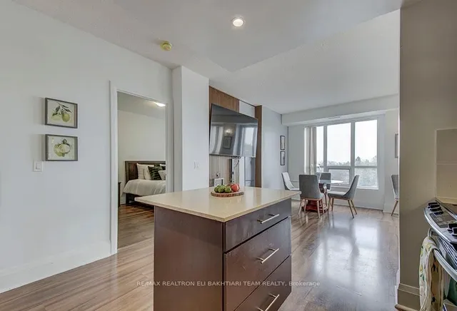 Additional property image - 100 Harrison Garden Blvd Unit 612