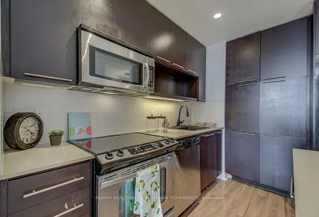 Additional property image - 100 Harrison Garden Blvd Unit 612