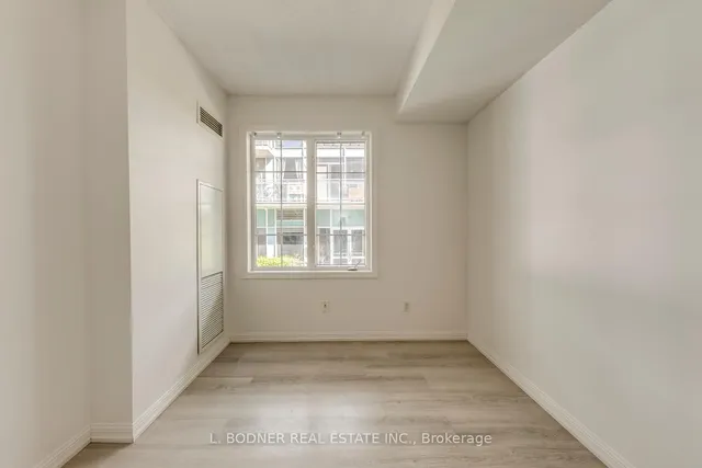 Additional property image - 70 Douro St Unit 116