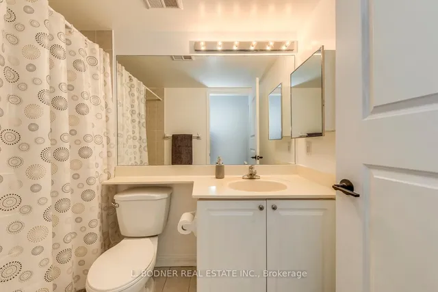 Additional property image - 70 Douro St Unit 116