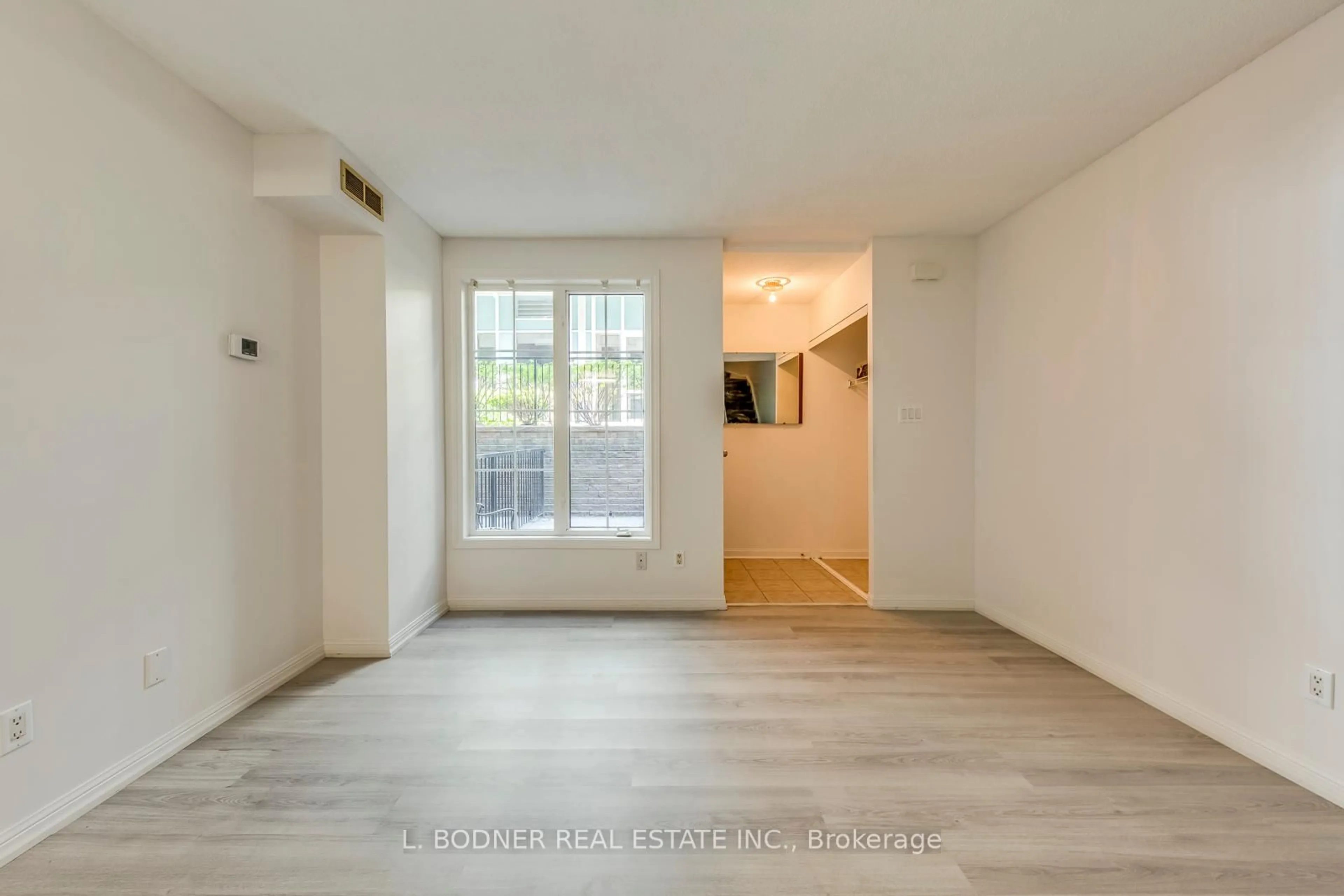 A pic of a room for 70 Douro St #116, Toronto Ontario M6K 3N4