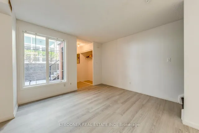 Additional property image - 70 Douro St Unit 116