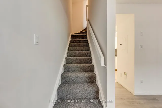 Additional property image - 70 Douro St Unit 116