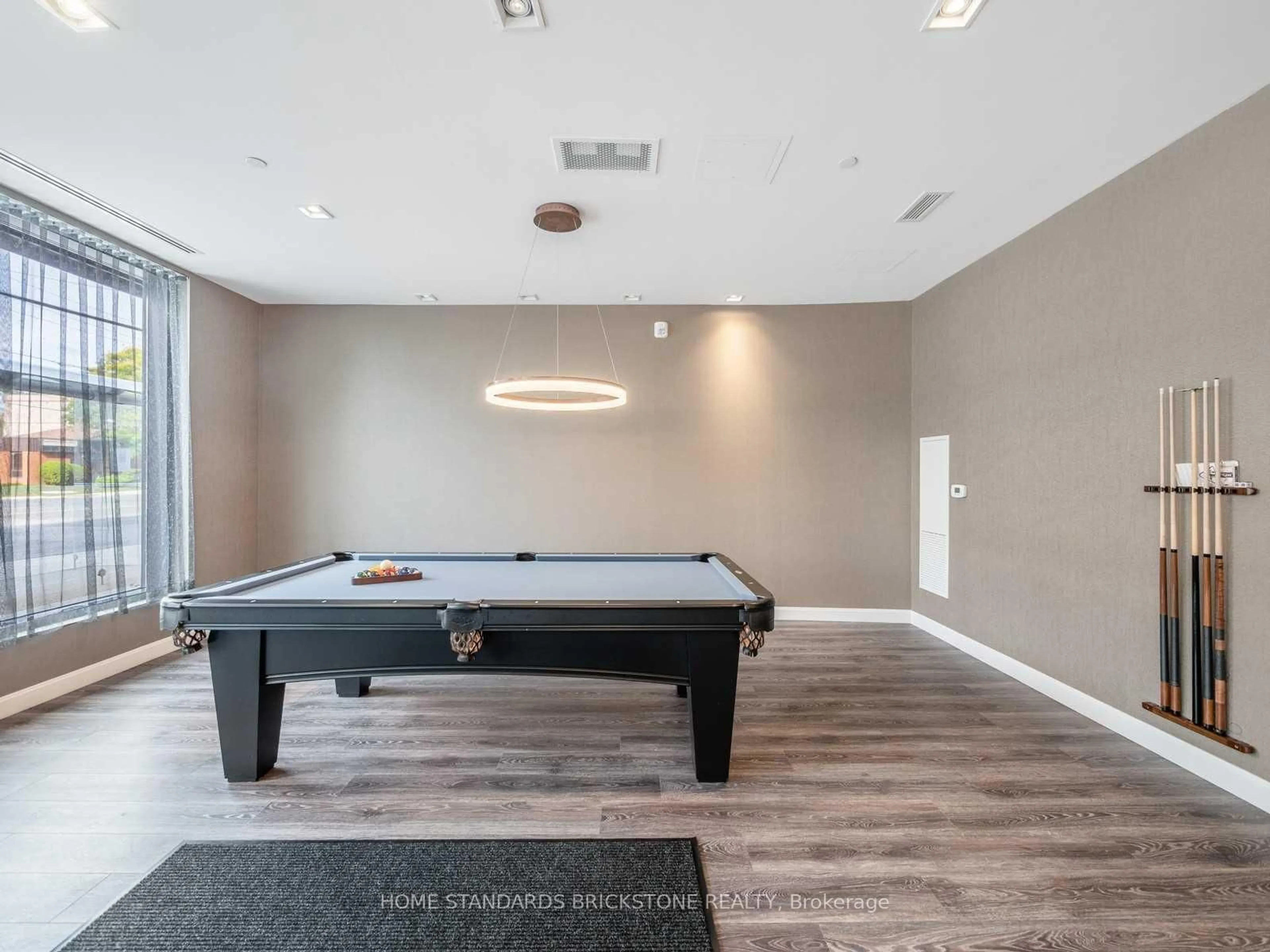 Unknown for 741 Sheppard Ave #202, Toronto Ontario M3H 0C9