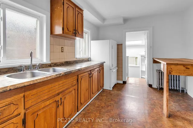 Additional property image - 152 Gloucester Grve