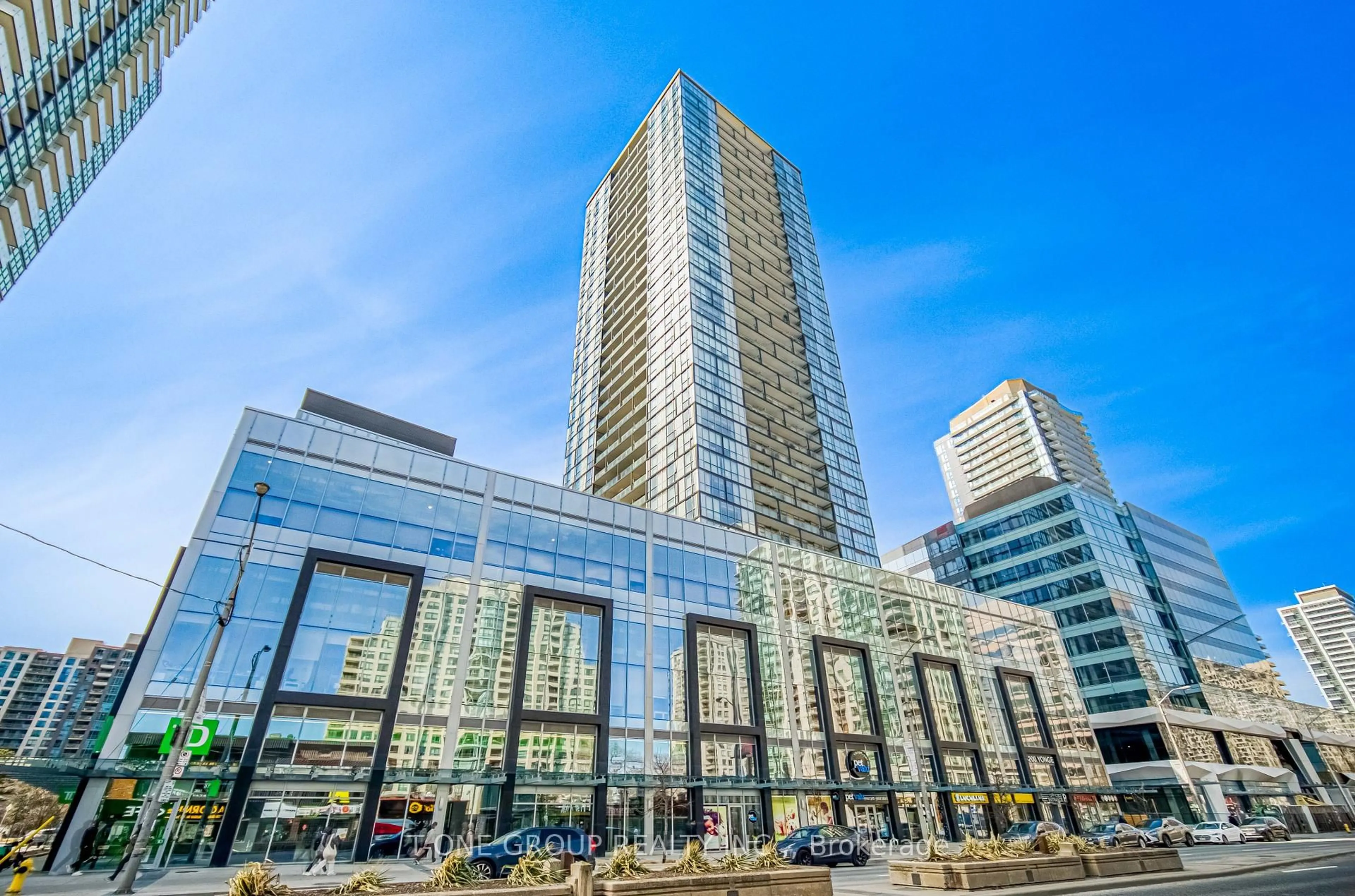Unknown for 5180 Yonge St #711, Toronto Ontario M2N 0K5