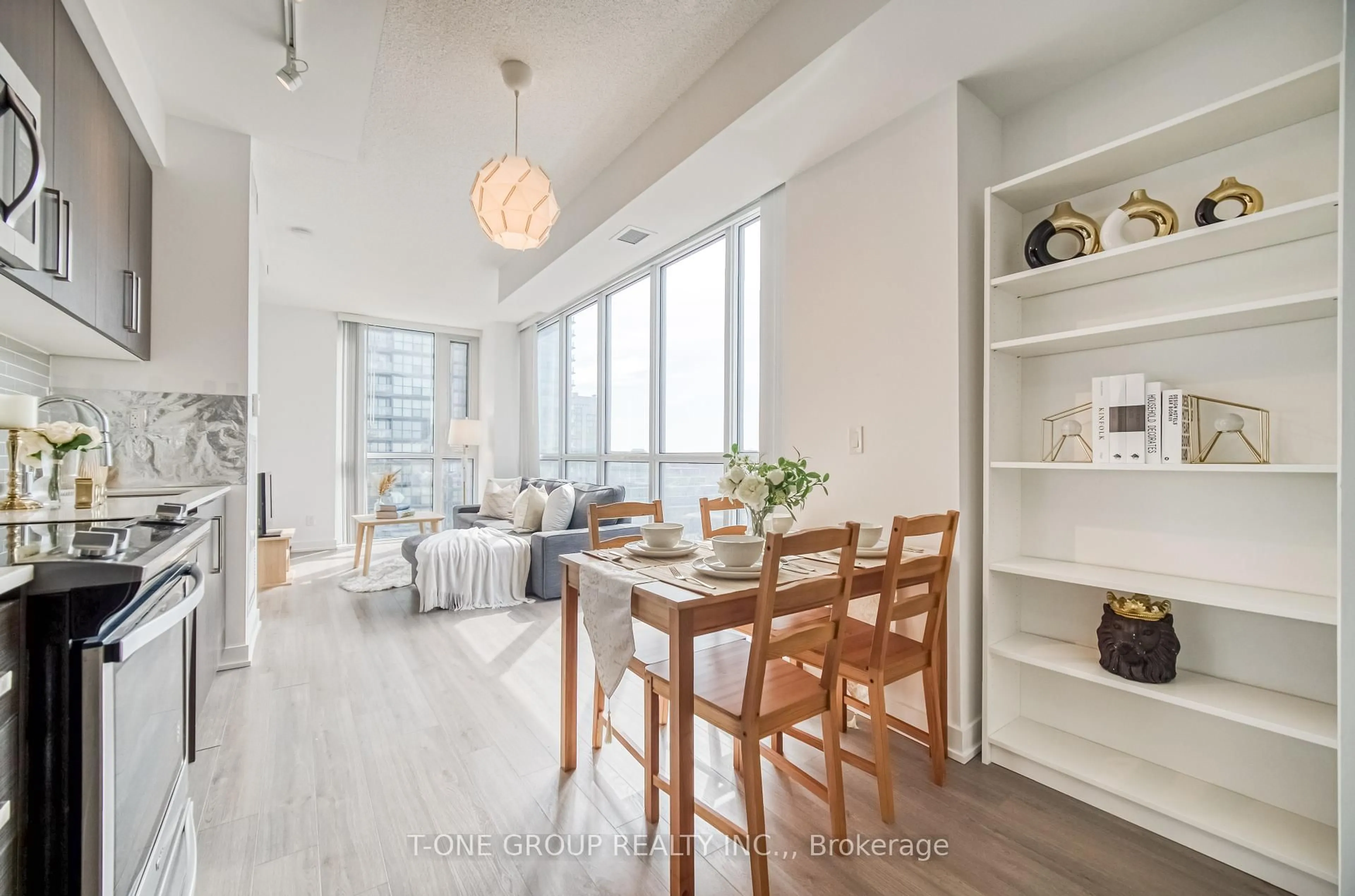 Unknown for 5180 Yonge St #711, Toronto Ontario M2N 0K5