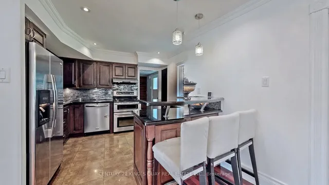 Additional property image - 21 Rialto Dr