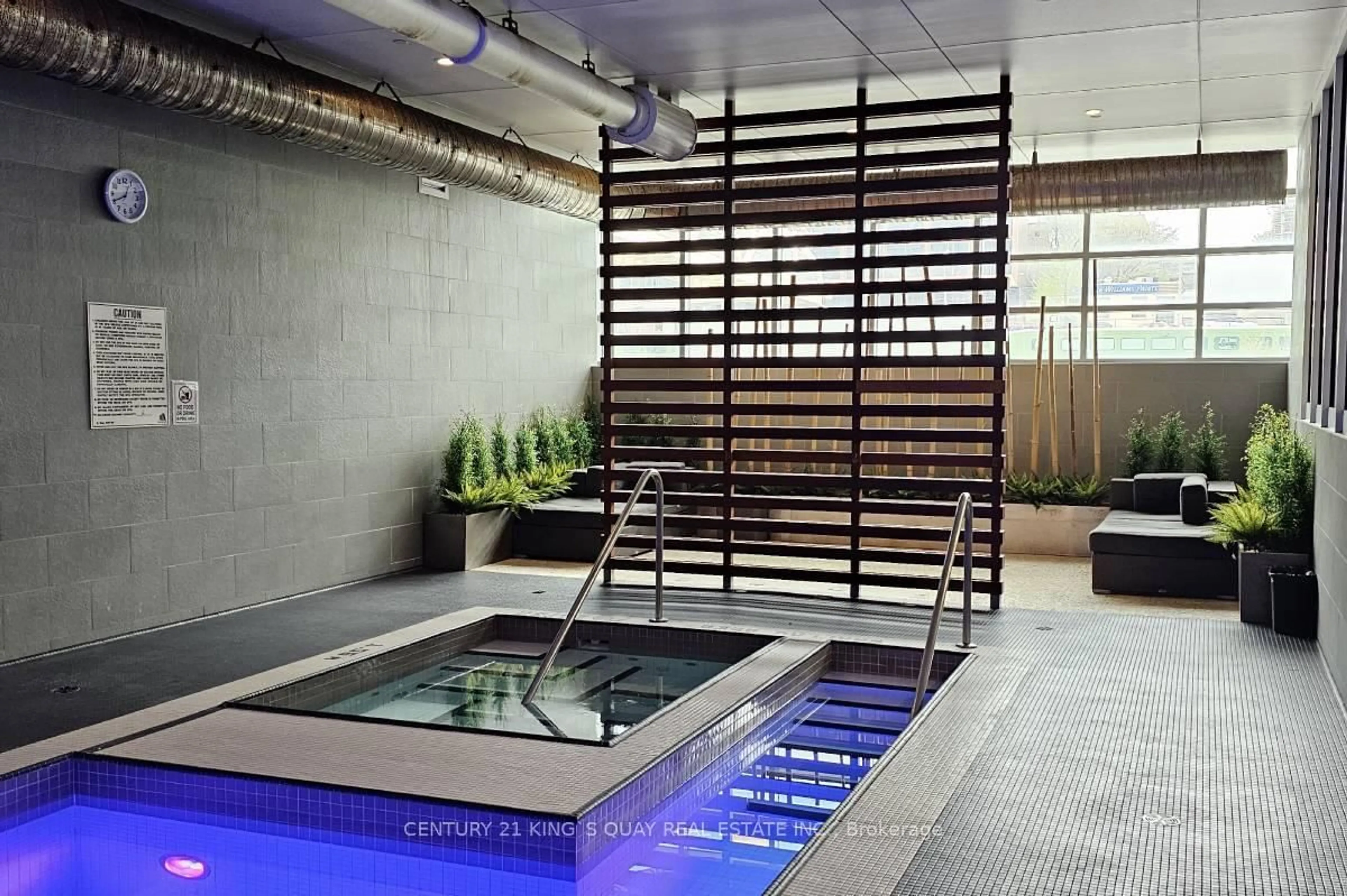 Contemporary bathroom, ceramic/tile floor for 21 Iceboat Terr #Ph01, Toronto Ontario M5V 4A9