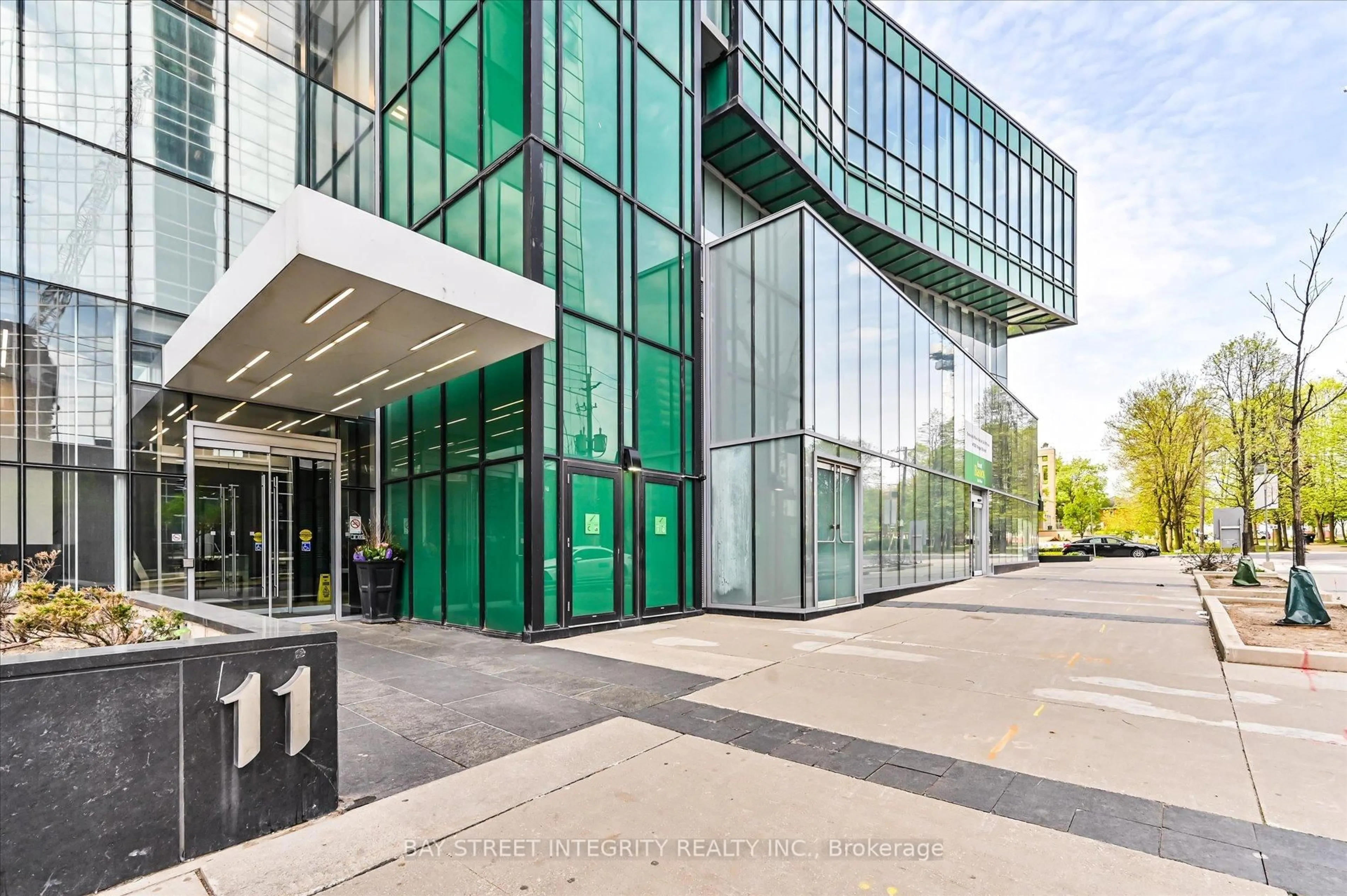 Indoor foyer for 11 Bogert Ave #1808, Toronto Ontario M2N 0H4
