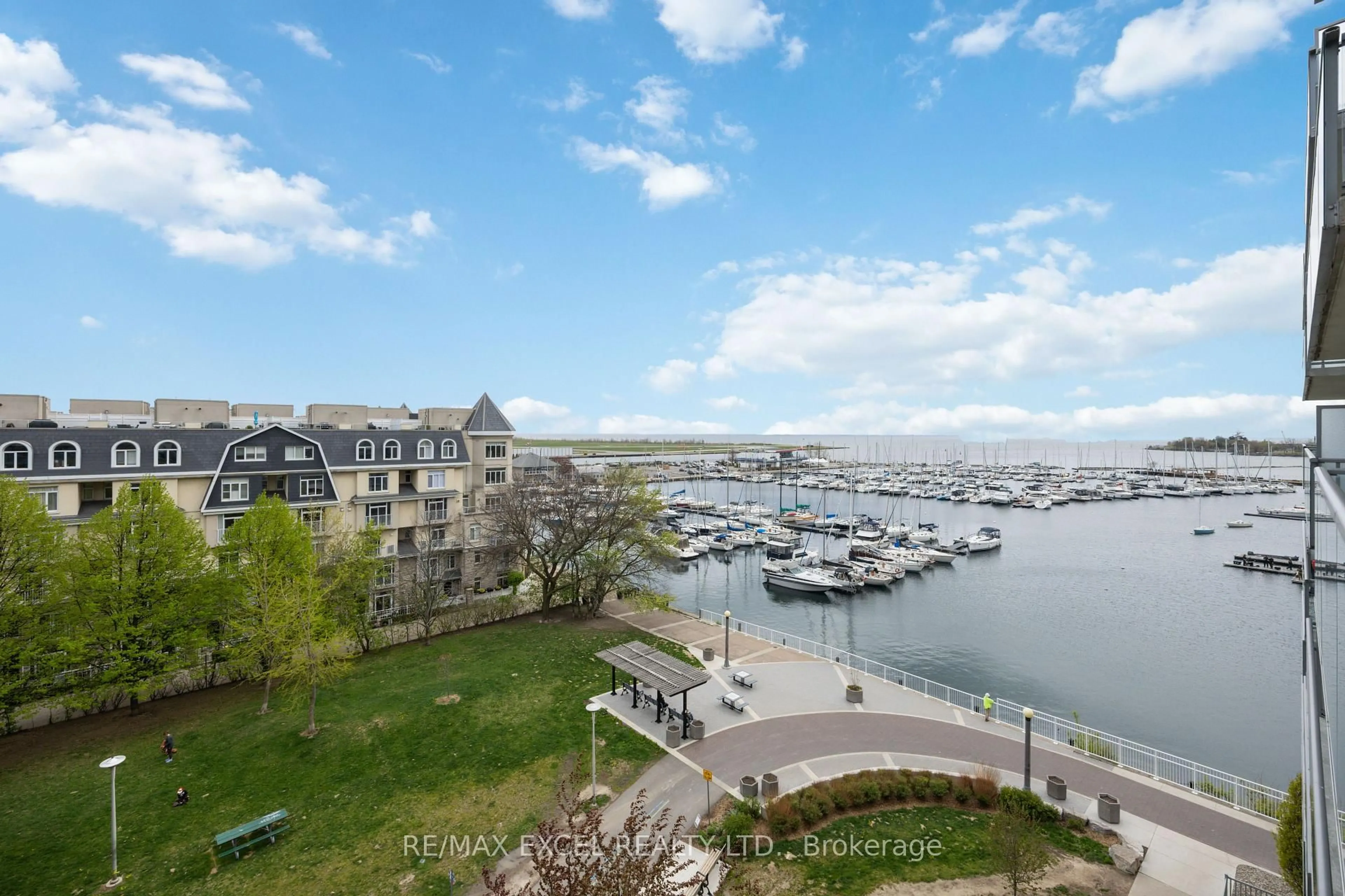 A pic from outside/outdoor area/front of a property/back of a property/a pic from drone, water/lake/river/ocean view for 90 Stadium Rd #619, Toronto Ontario M5V 3W5
