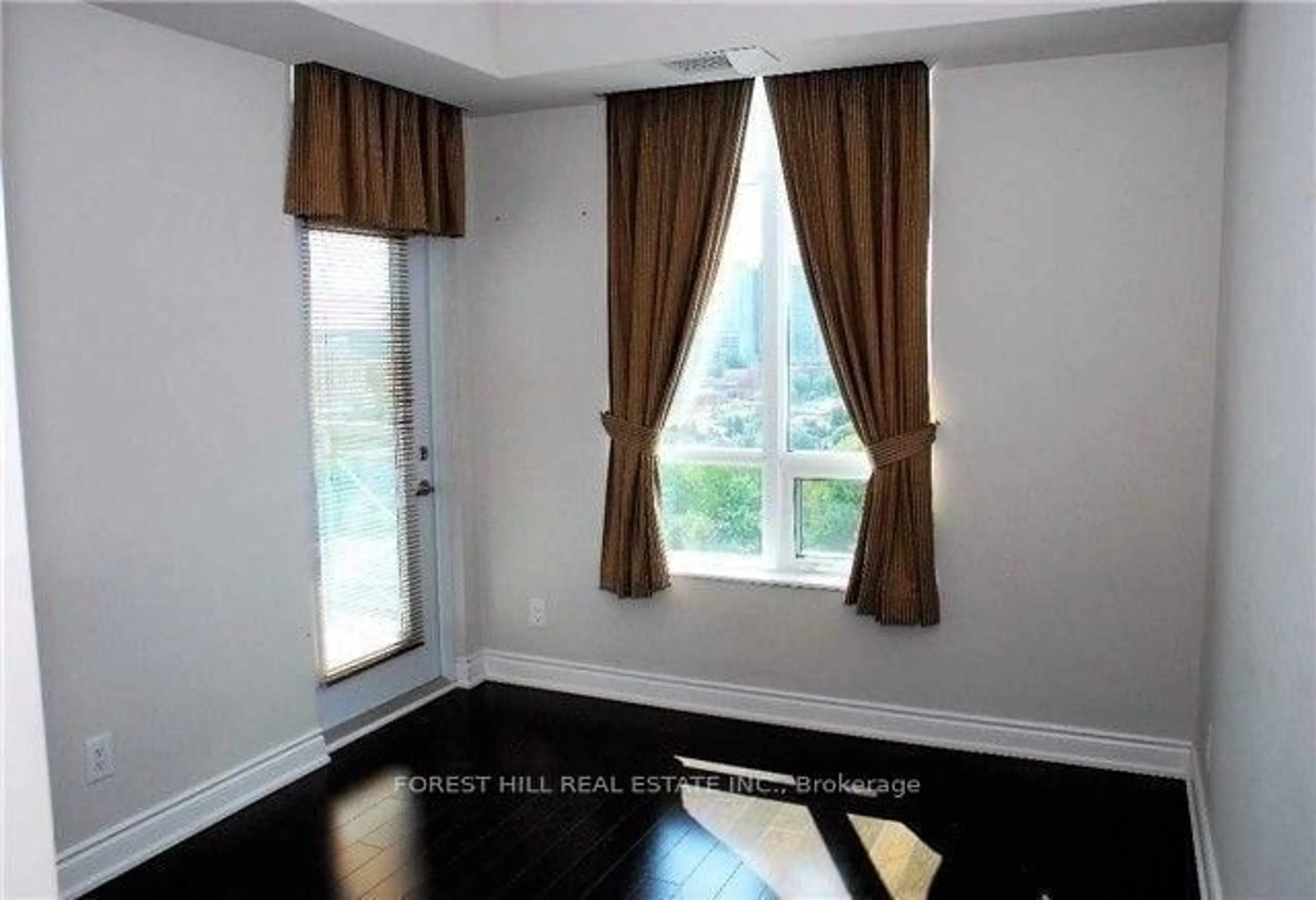 A pic of a room for 10 Bloorview Pl #1211, Toronto Ontario M2J 0B1