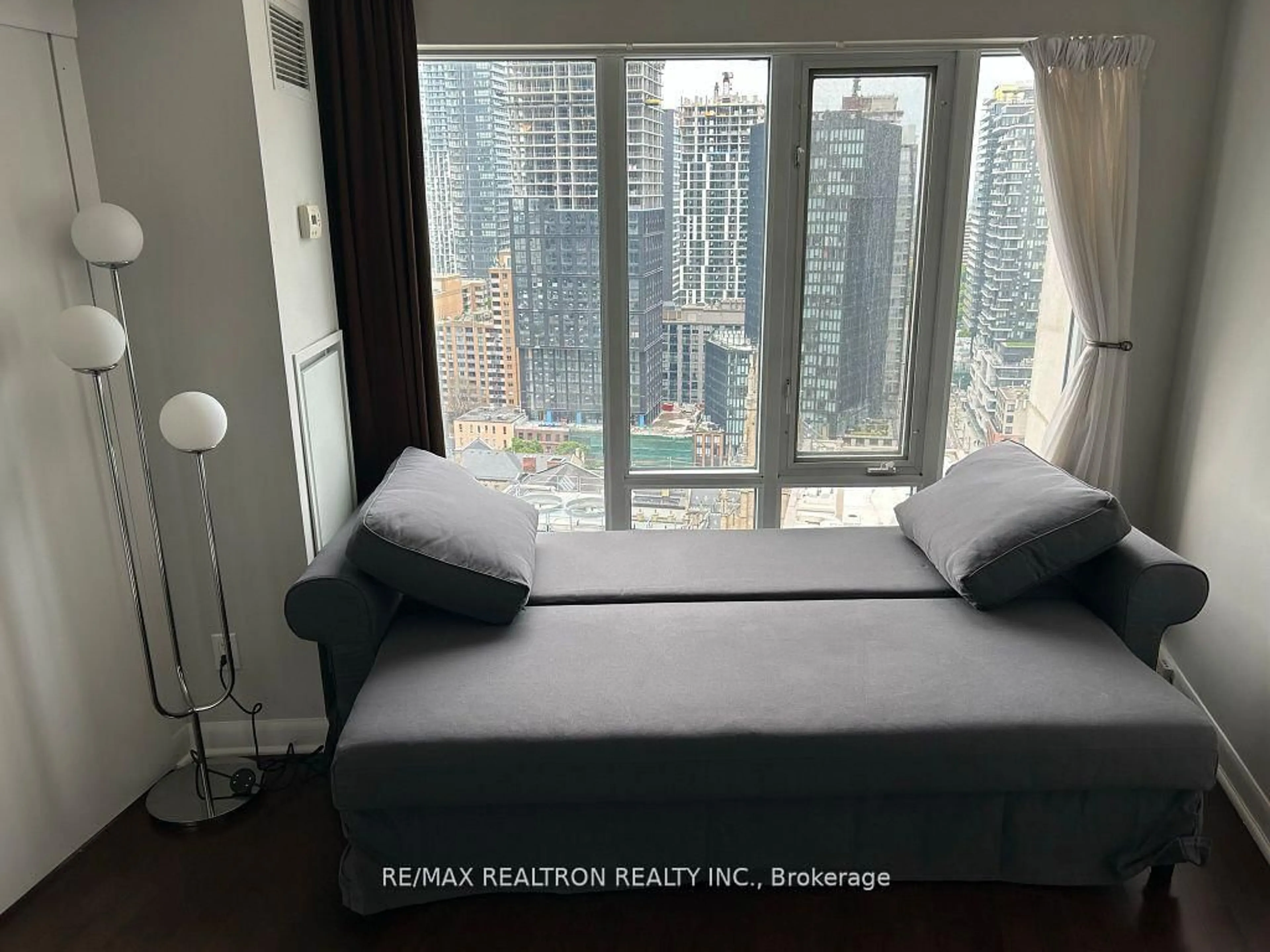 A pic of a room for 210 Victoria St #2403, Toronto Ontario M5B 2R3