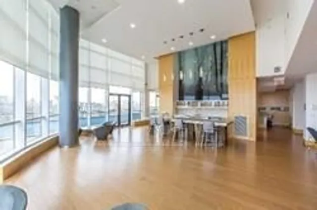 Additional property image - 2885 Bayview Ave Unit 233