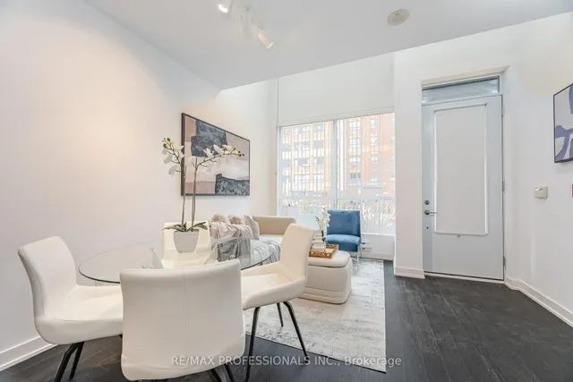 Additional property image - 1030 King St Unit 103