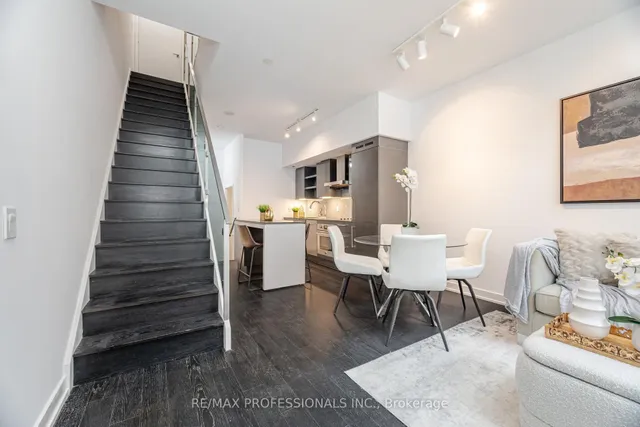 Additional property image - 1030 King St Unit 103