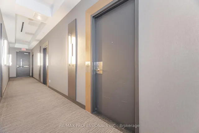 Additional property image - 1030 King St Unit 103