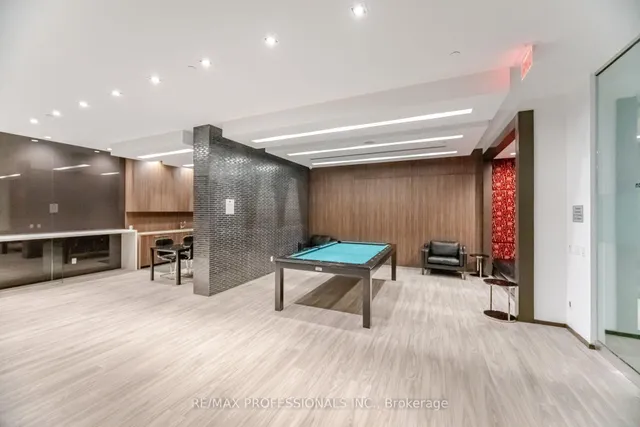 Additional property image - 1030 King St Unit 103