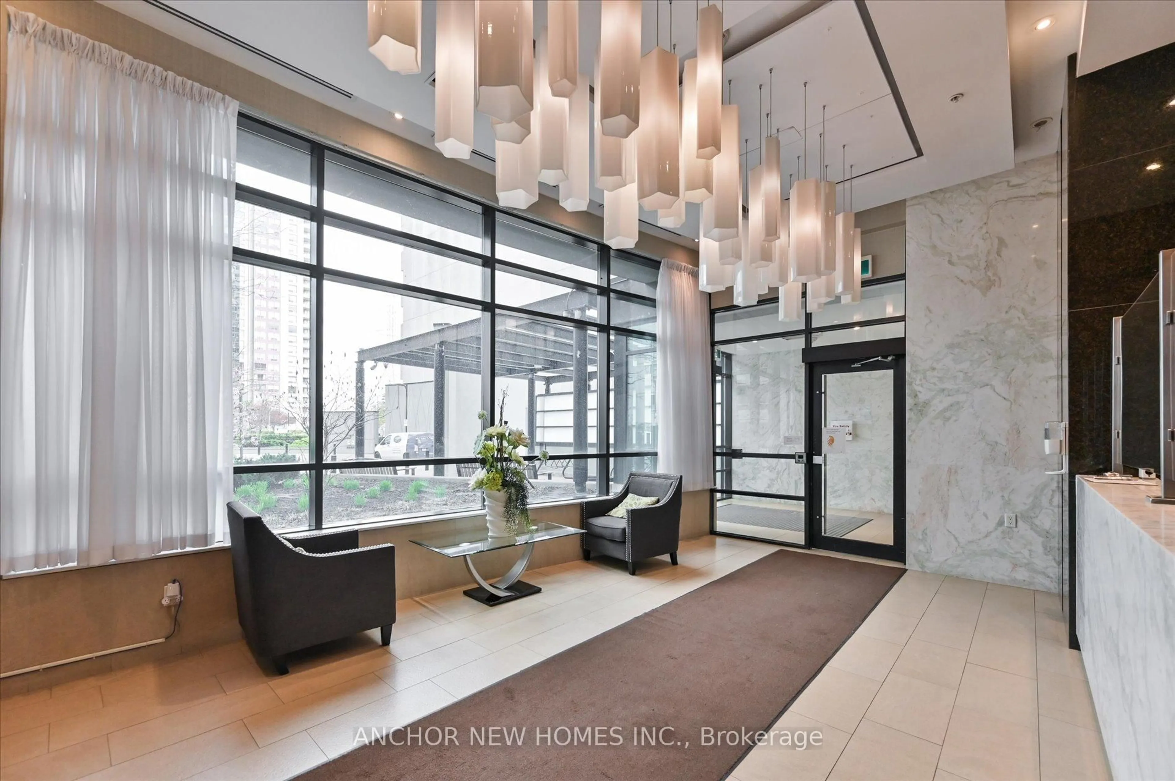 Indoor foyer for 5740 Yonge St #1901, Toronto Ontario M2M 3T3