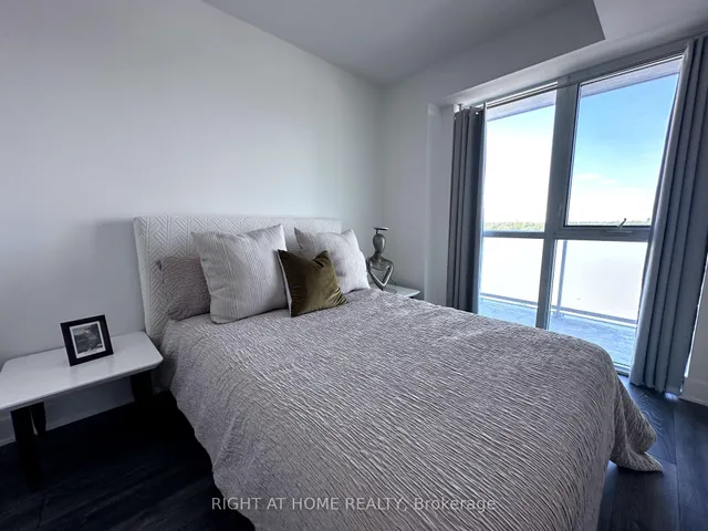 Additional image 7 of 188 Fairview Mall Dr Unit 720