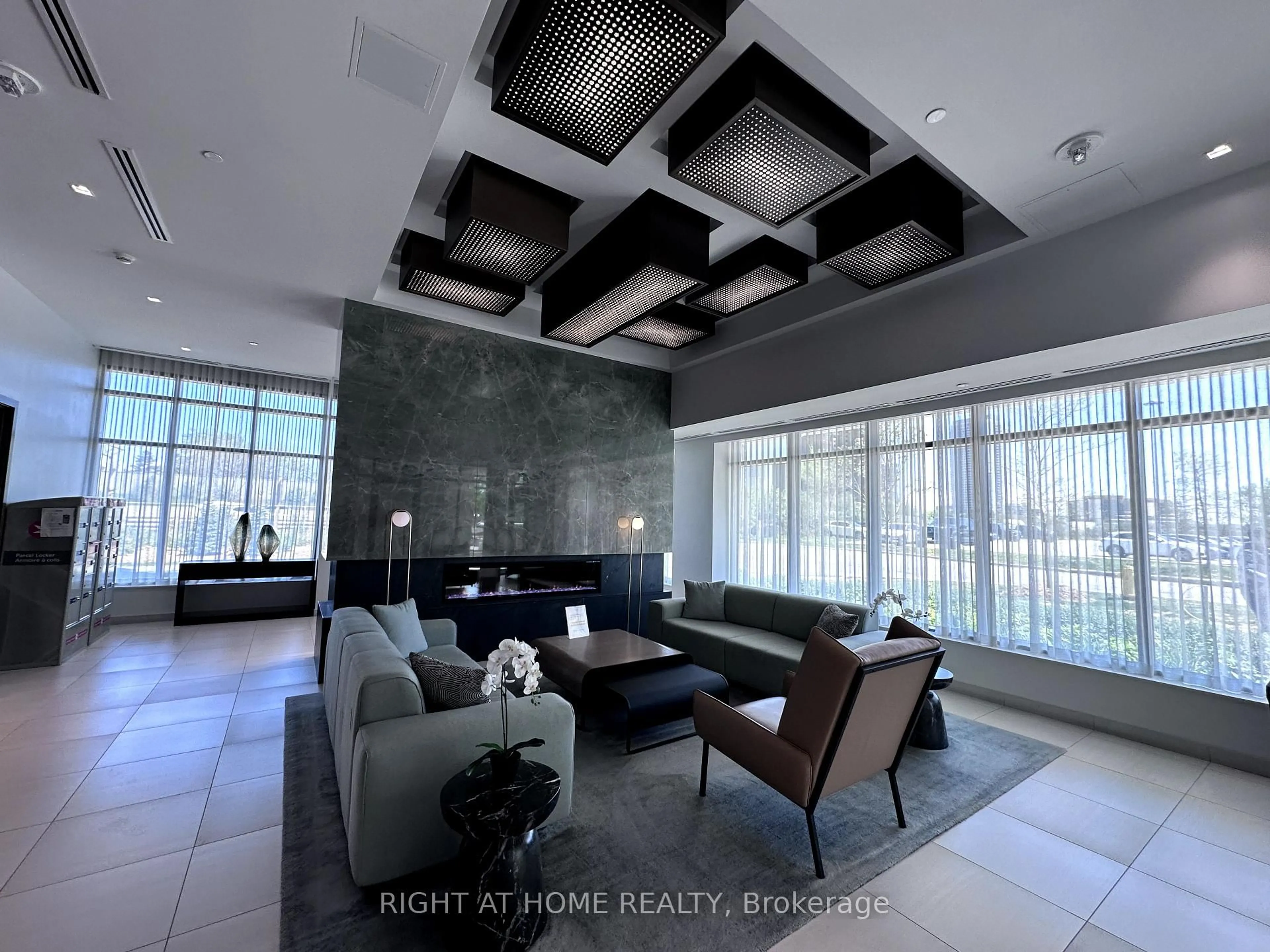 Lobby for 188 Fairview Mall Dr #720, Toronto Ontario M2J 0H7