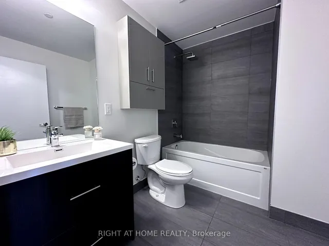 Additional image 21 of 188 Fairview Mall Dr Unit 720