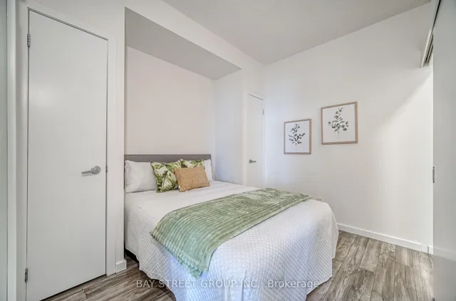 Additional property image - 8 York St Unit 2811