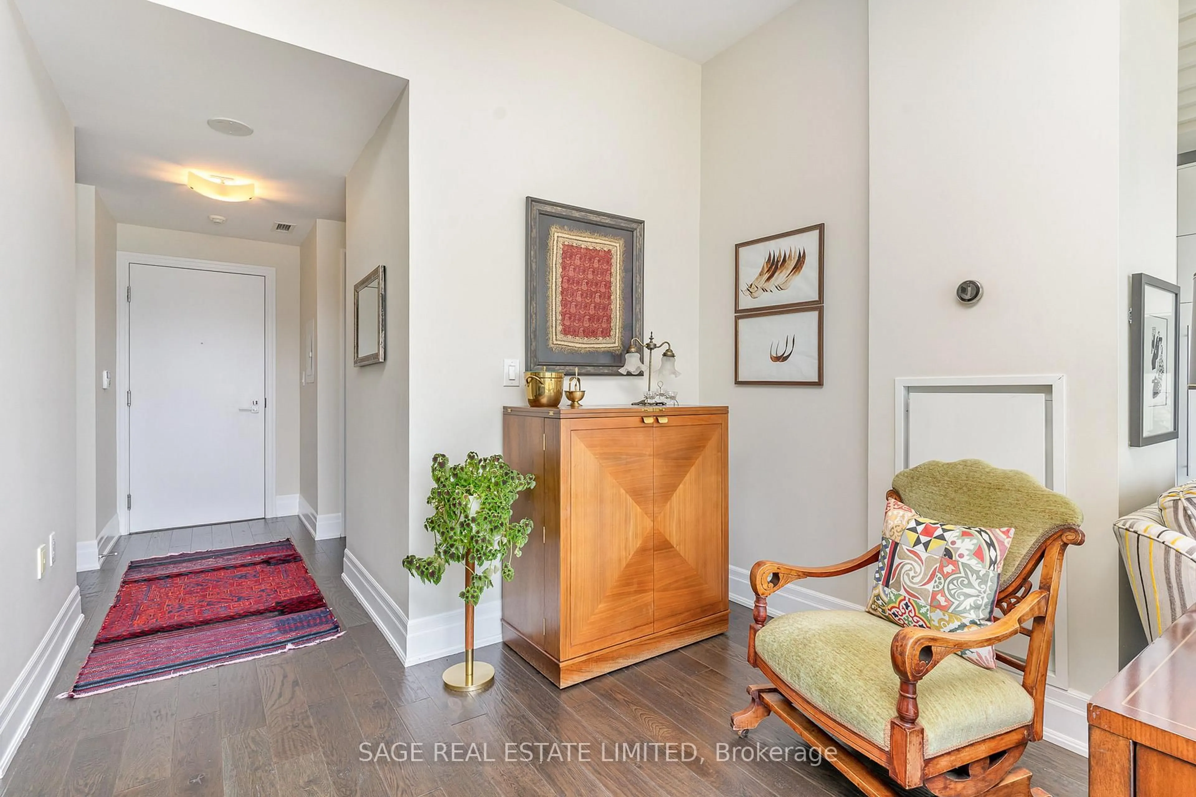 Indoor entryway for 8 The Esplanade N/A #5408, Toronto Ontario M5E 0A6