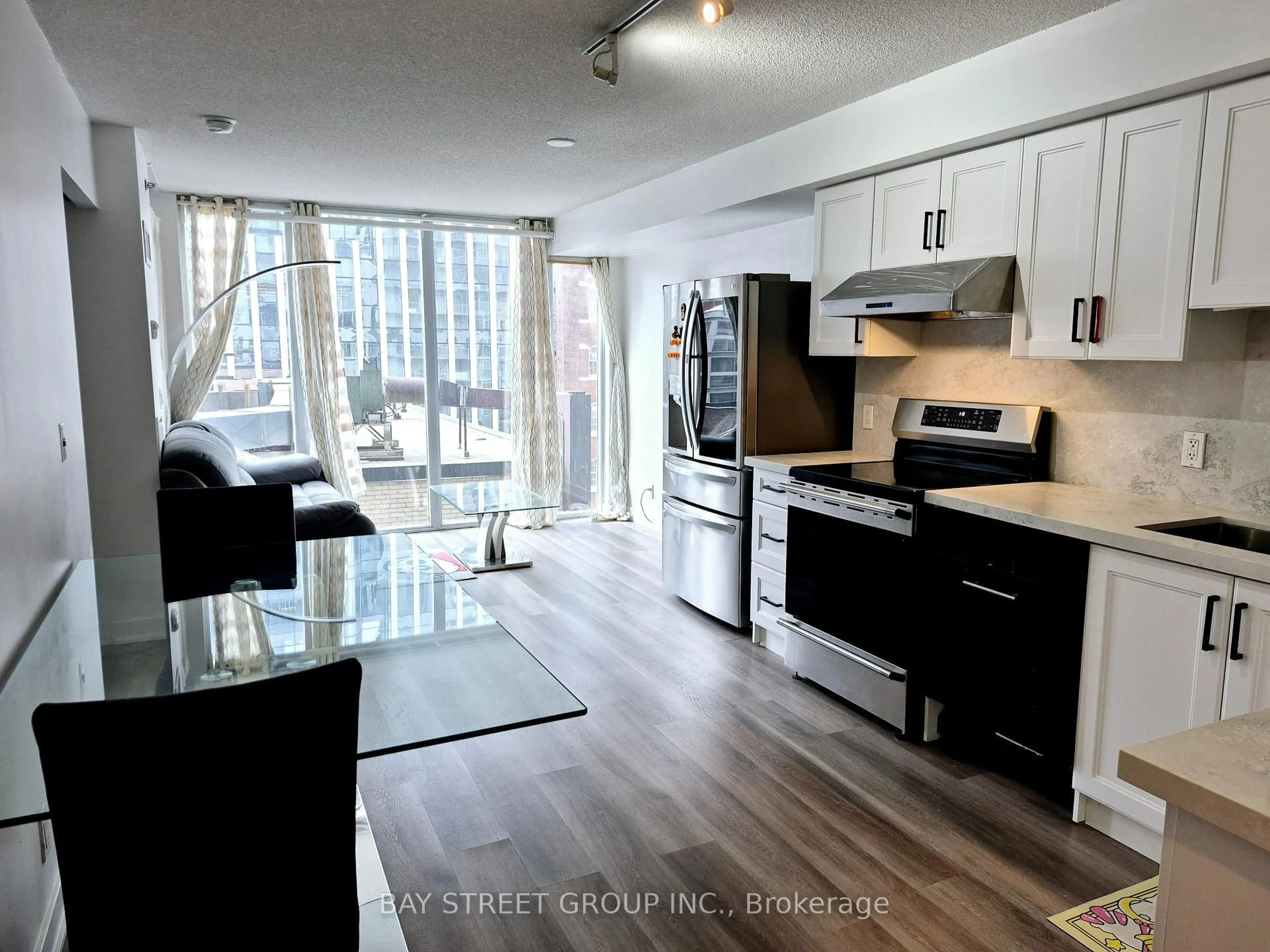 Open concept kitchen, unknown for 21 Nelson St #631, Toronto Ontario M5V 3H9