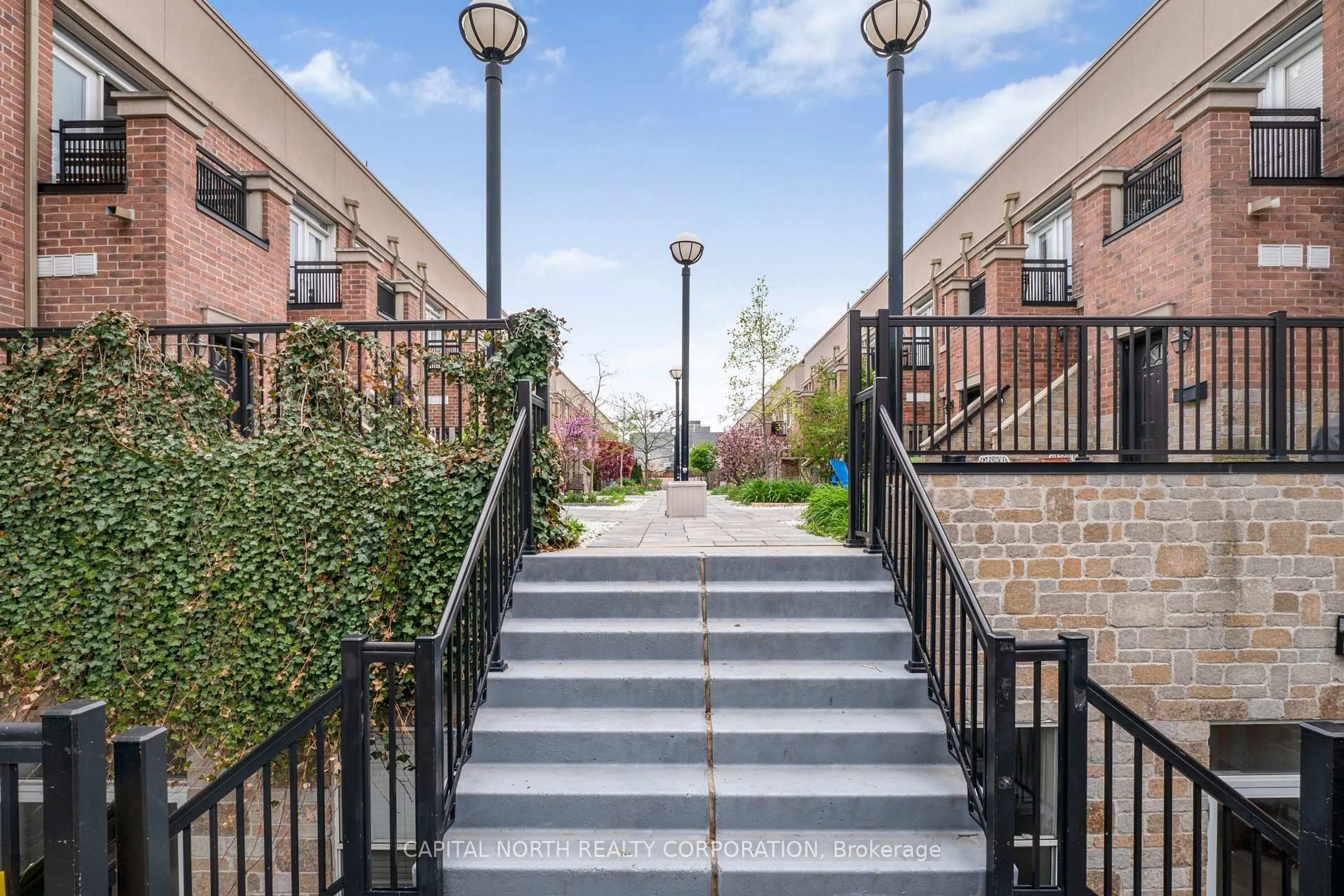 Patio, street for 51 Halton St #119, Toronto Ontario M6J 1R5