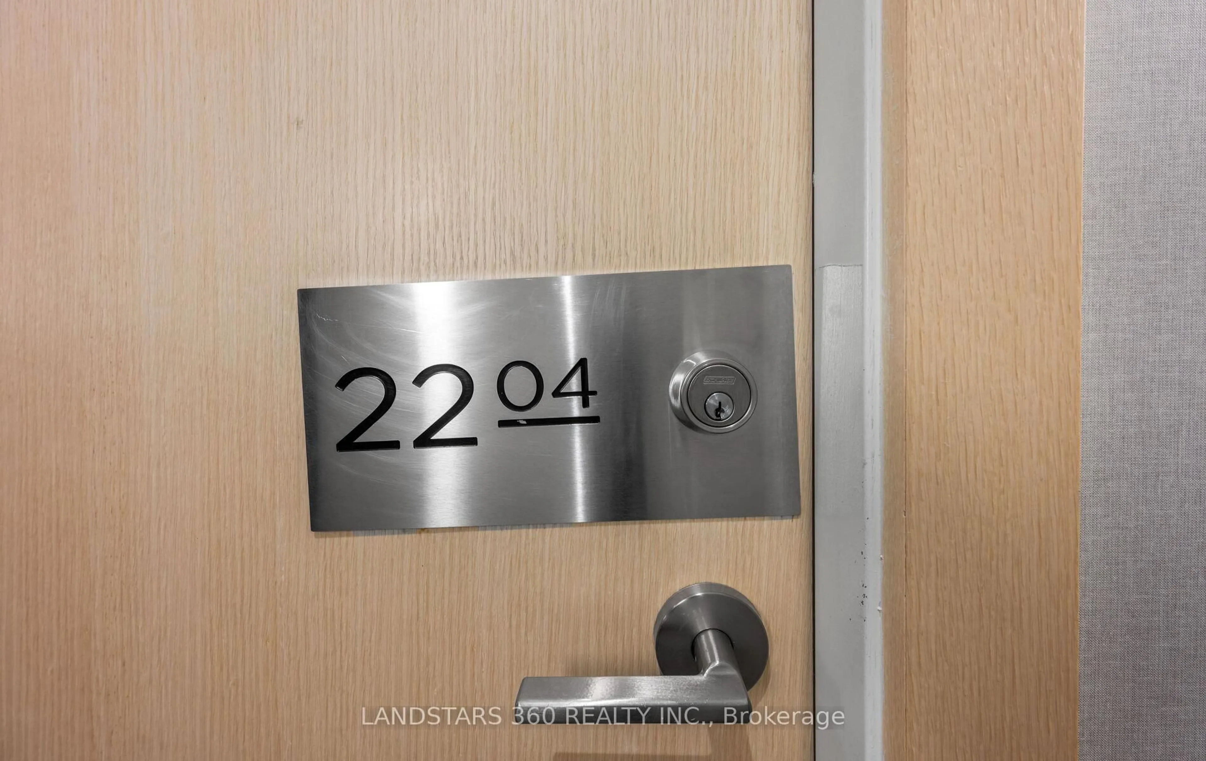 Unknown for 30 Roehampton Ave #2204, Toronto Ontario M4P 0B9