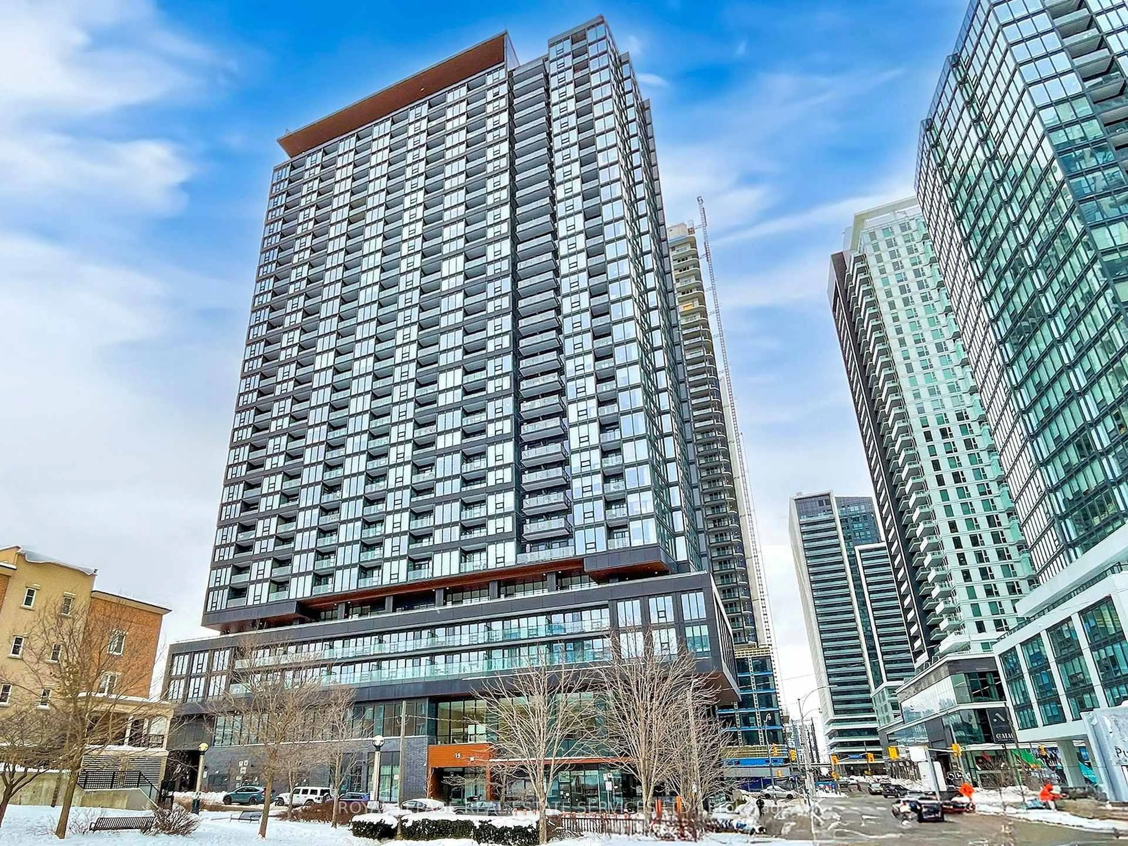 Unknown for 19 Western Battery Rd #2219, Toronto Ontario M6K 3S4