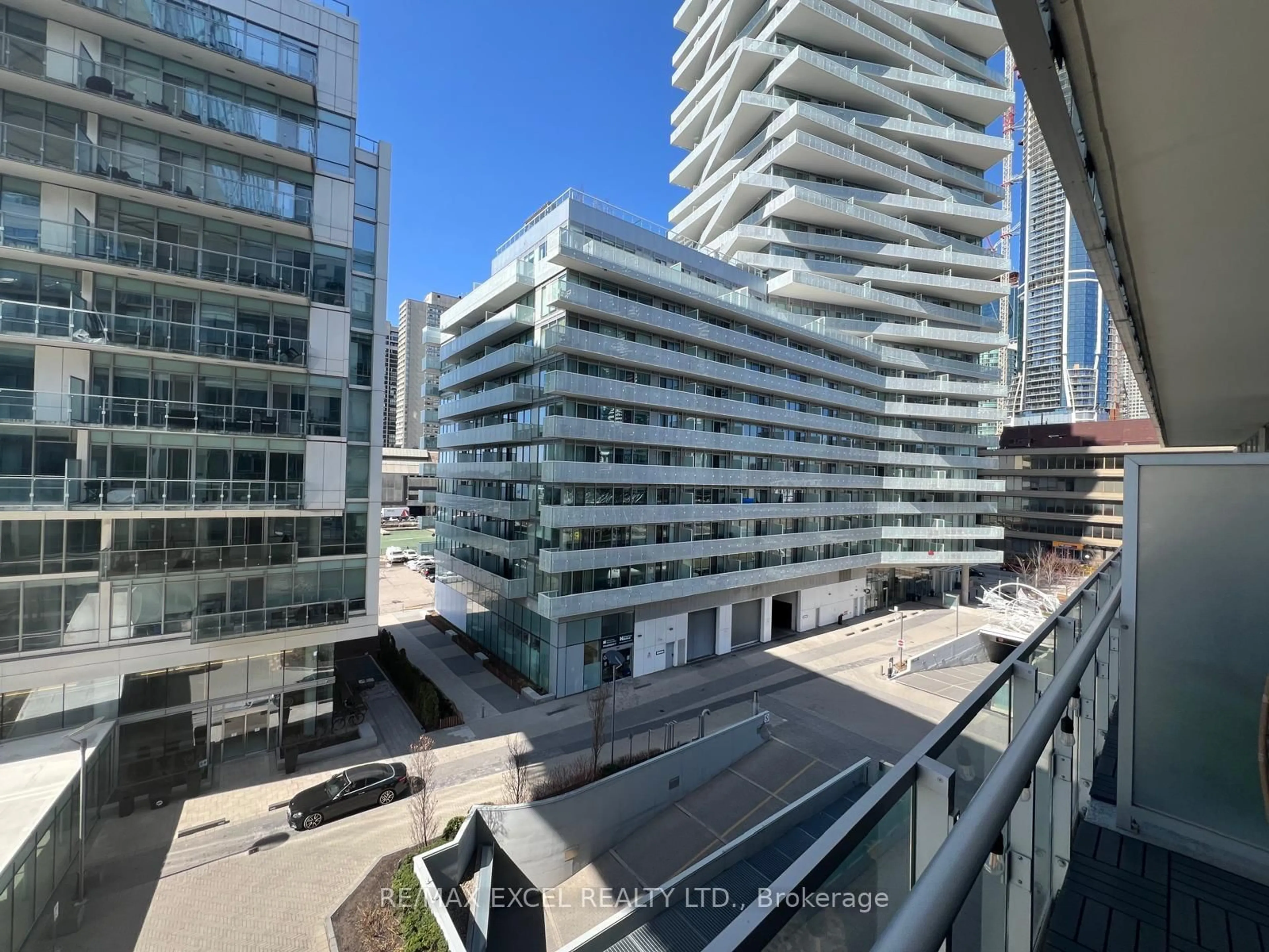 A pic from outside/outdoor area/front of a property/back of a property/a pic from drone, city buildings view from balcony for 29 Queens Quay #528, Toronto Ontario M5E 0A4