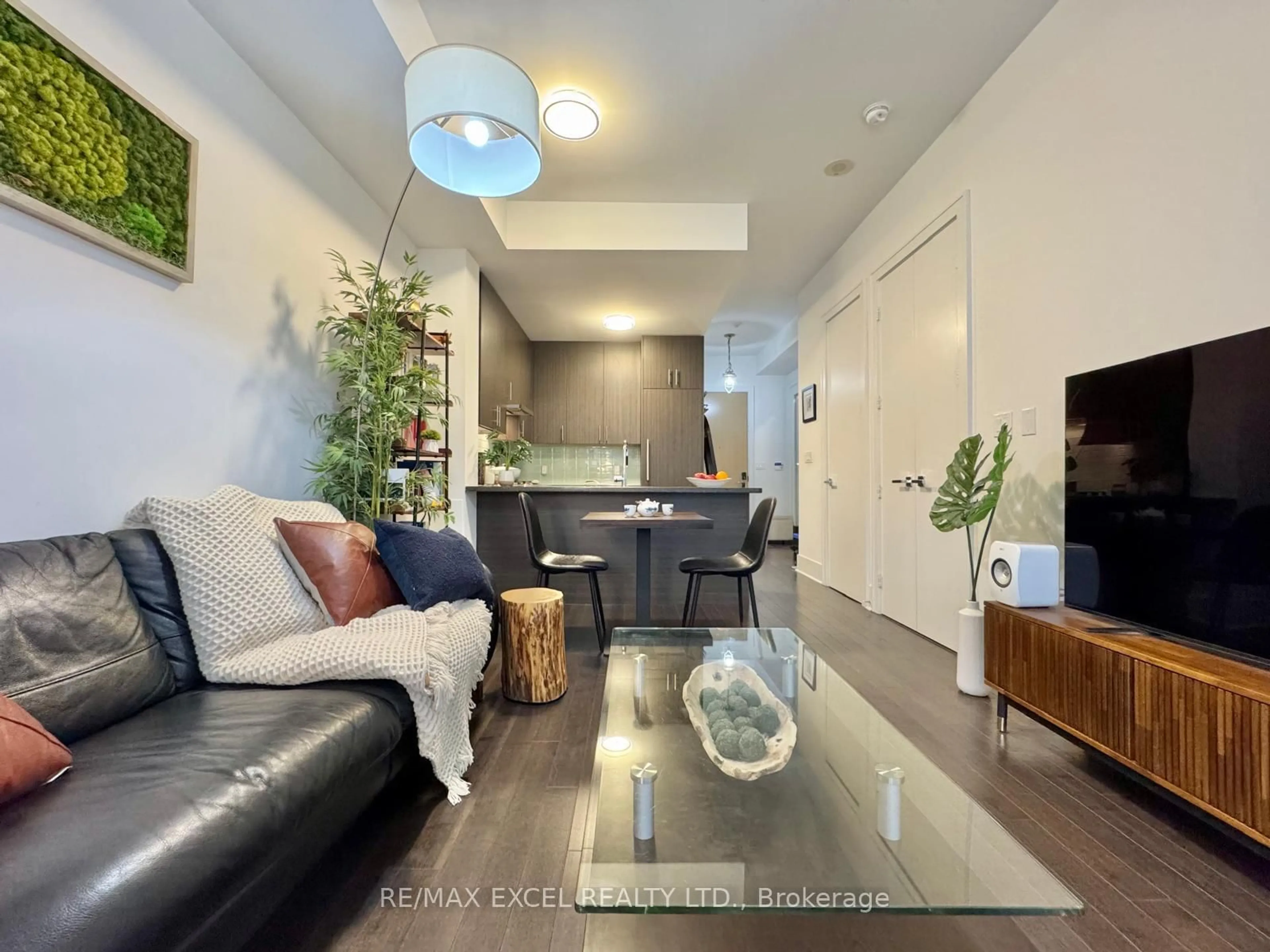 Living room with furniture, unknown for 29 Queens Quay #528, Toronto Ontario M5E 0A4