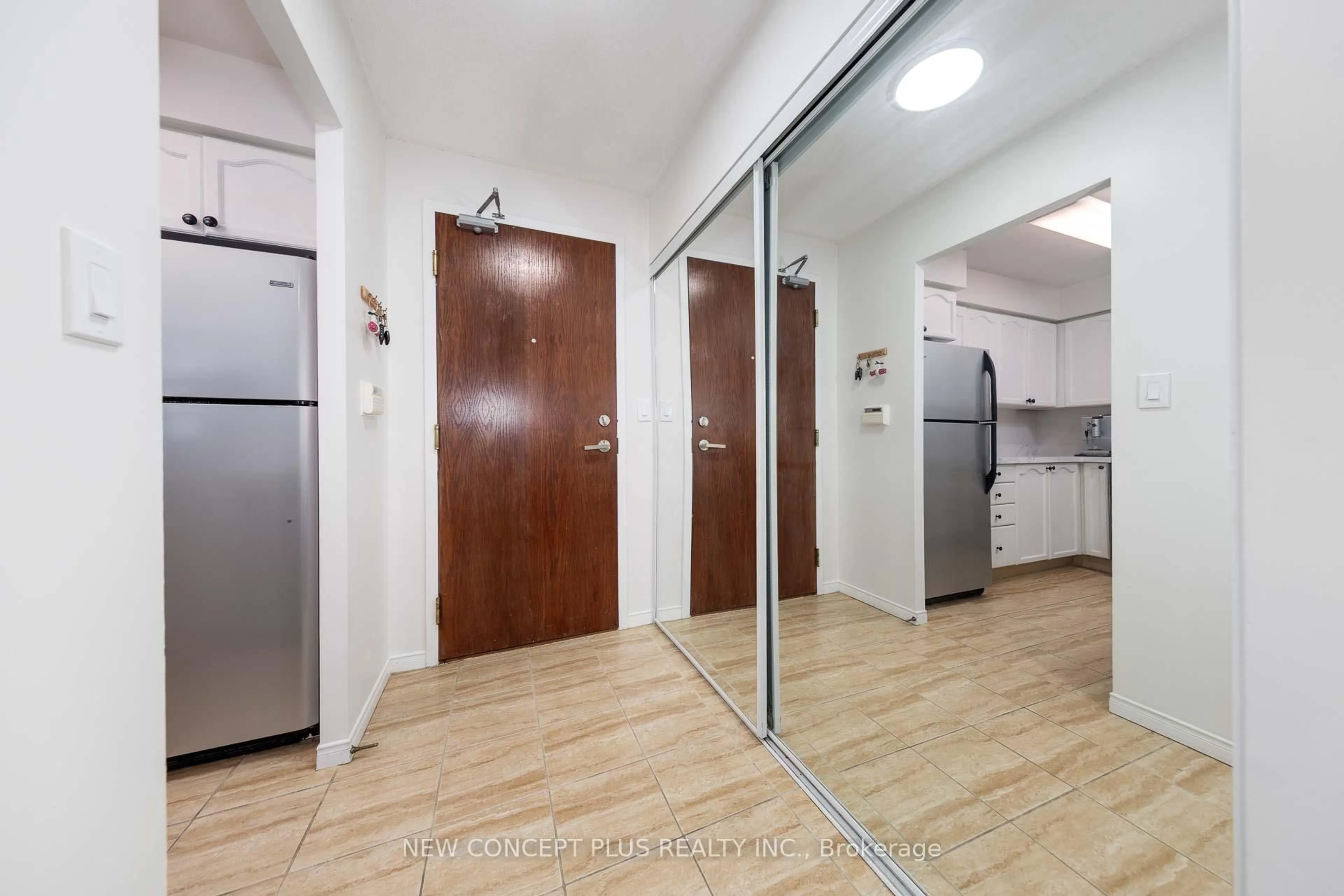 Unknown for 39 Pemberton Ave #217, Toronto Ontario M2M 4L6