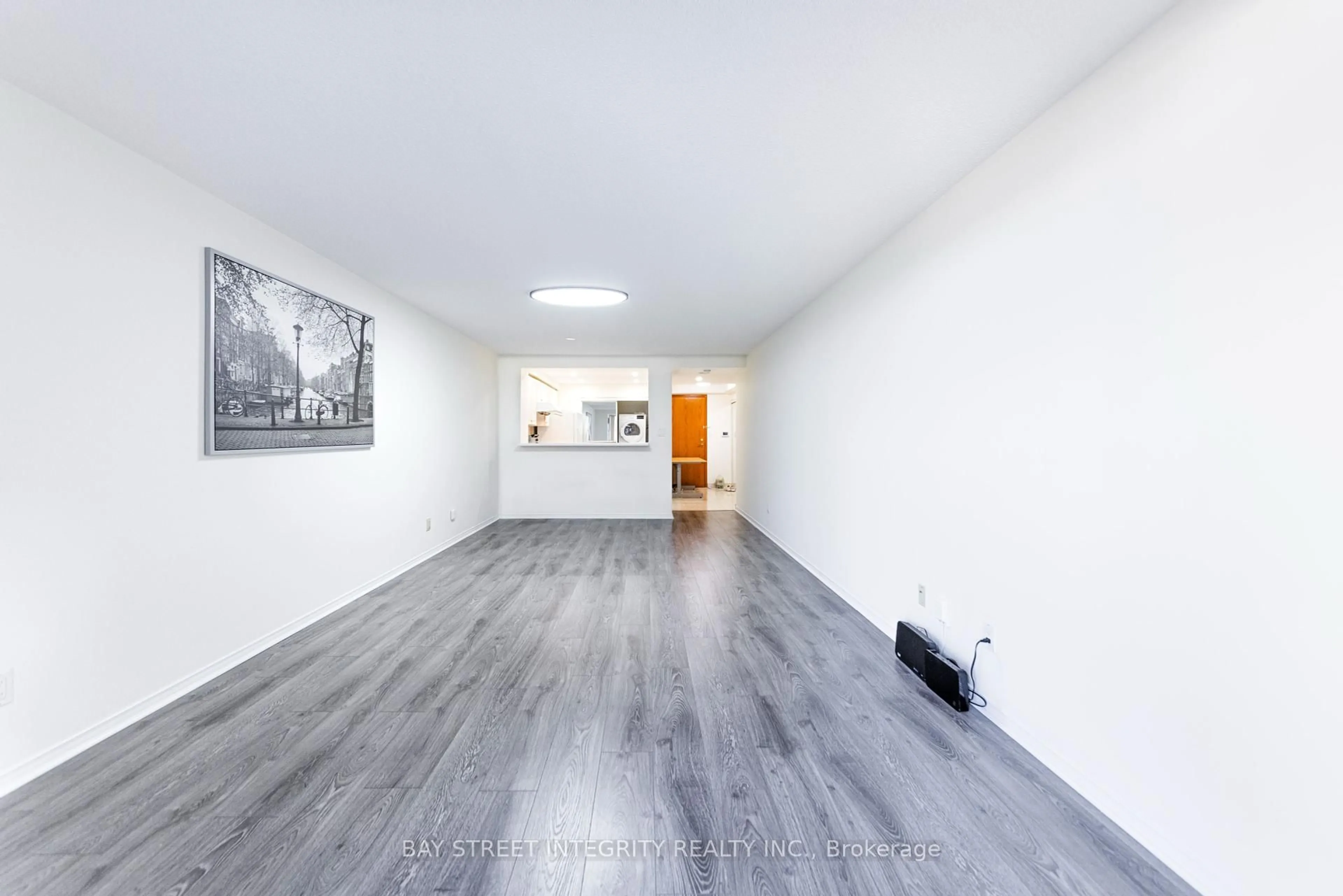 Unknown for 28 Hollywood Ave #1210, Toronto Ontario M2N 6S4