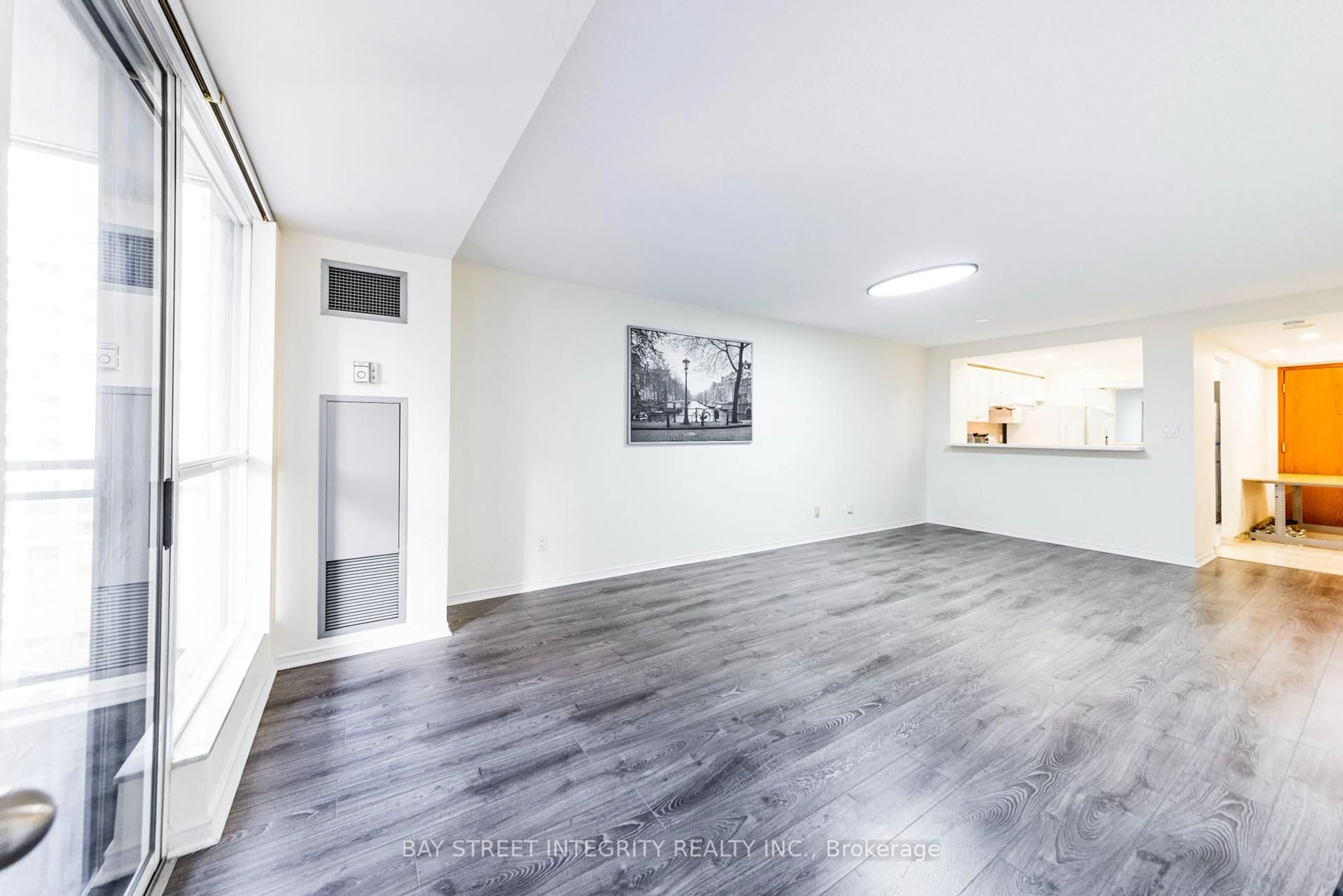 A pic of a room for 28 Hollywood Ave #1210, Toronto Ontario M2N 6S4