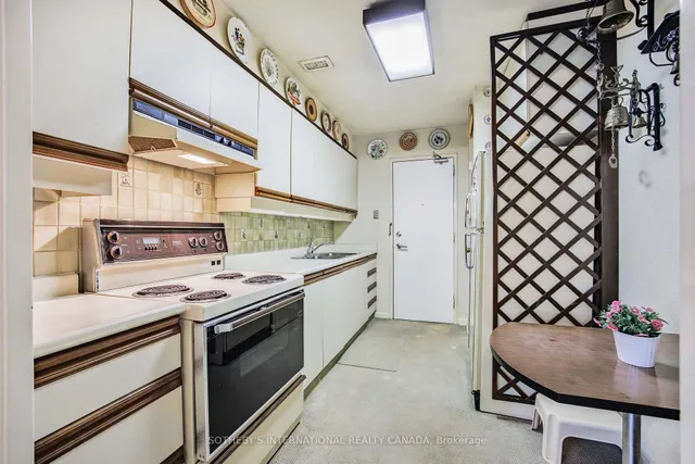 Additional property image - 16 Rosedale Rd Unit 615